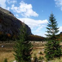 14273629473925_tara-rafting-trnovacko-jezero-trekking-1.jpg